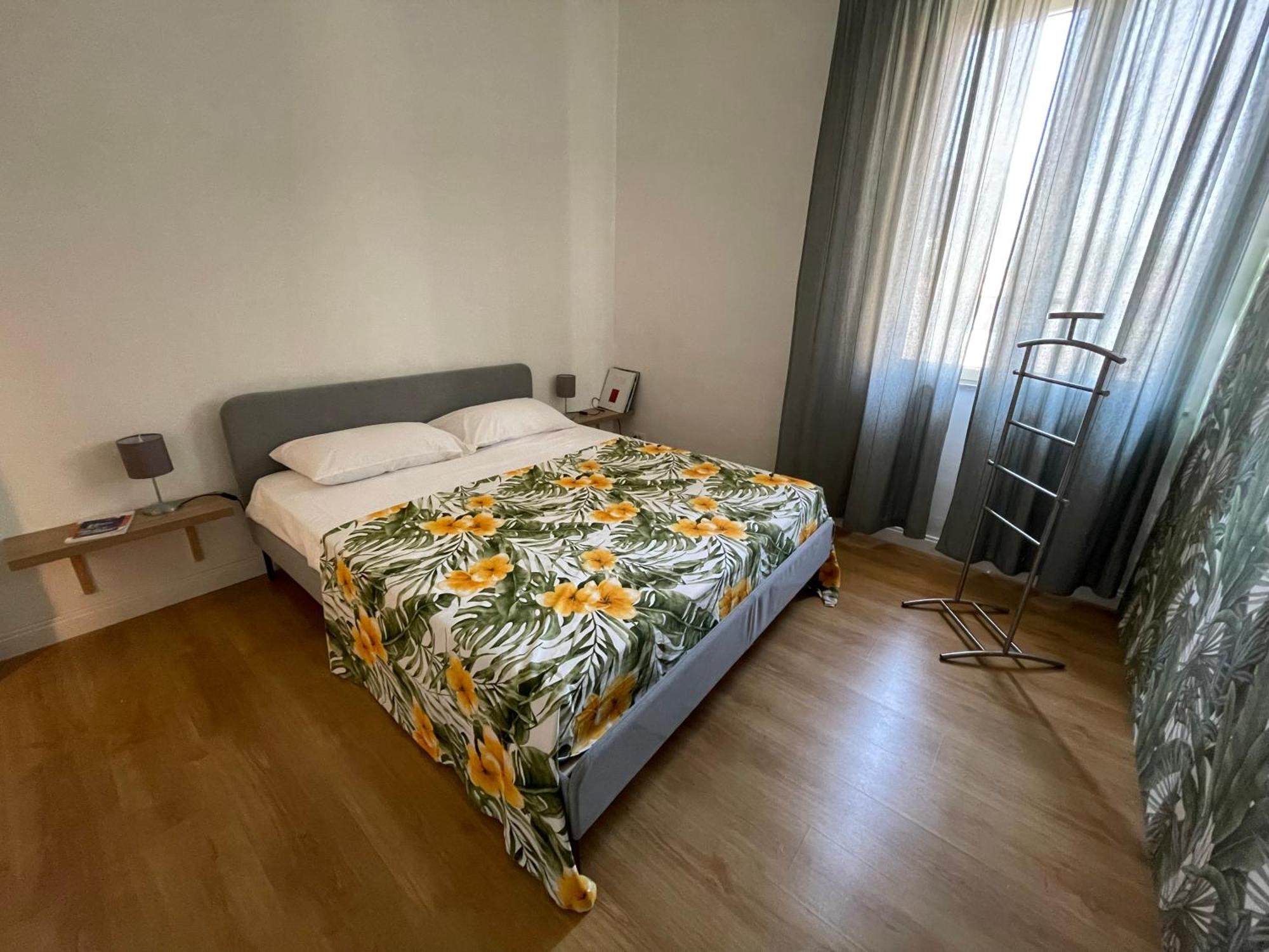 Appartamento Vicino Il Centro Palermo Dış mekan fotoğraf